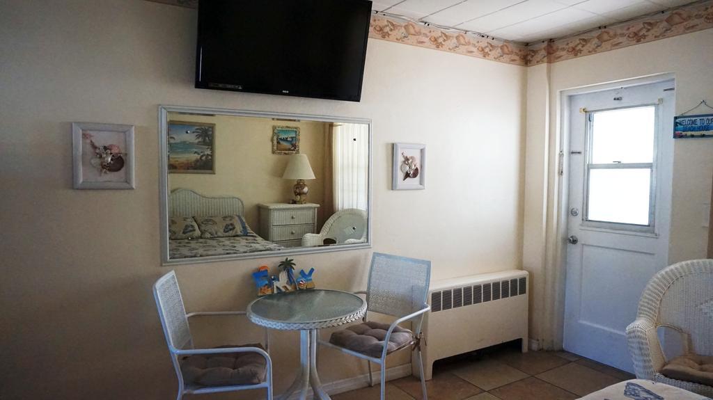 Hotel Tropic Terrace Of Treasure Island St. Pete Beach Habitación foto